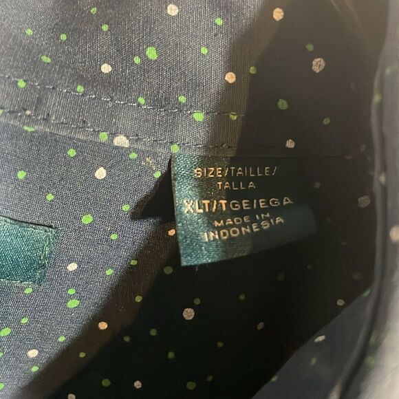 Perry Ellis short sleeve button down - Picture 6 of 9